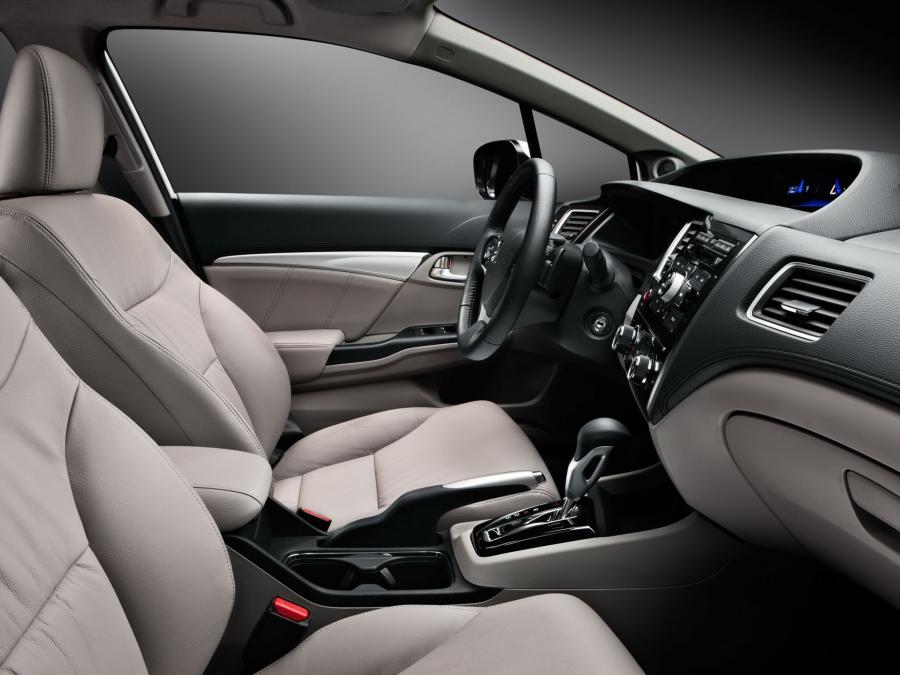 Honda Civic Sedan 2013 года  (CIS) (фото 5 из 11)